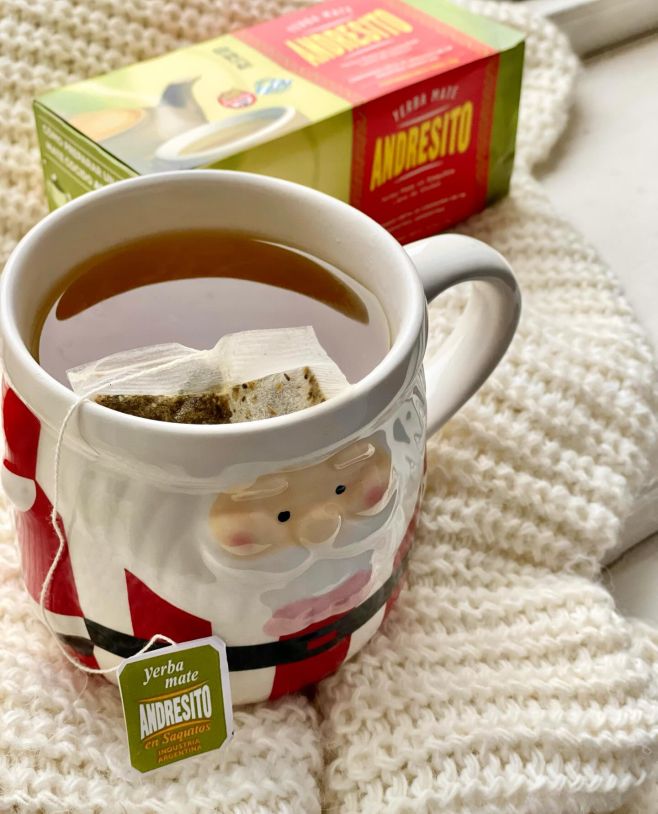 Cozy winter moments start with Andresito 🌿🫖 There’s nothing quite like wrapping your hands around a warm cup of yerba maté...