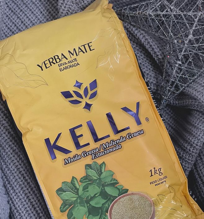 Holiday comfort in a gourd 🧉 With finely cut leaves and chopped stems, it’s perfect for traditional chimarrão or classic...